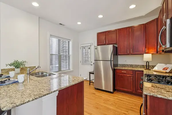 5404 N Kenmore AVE #3, Chicago, IL 60640