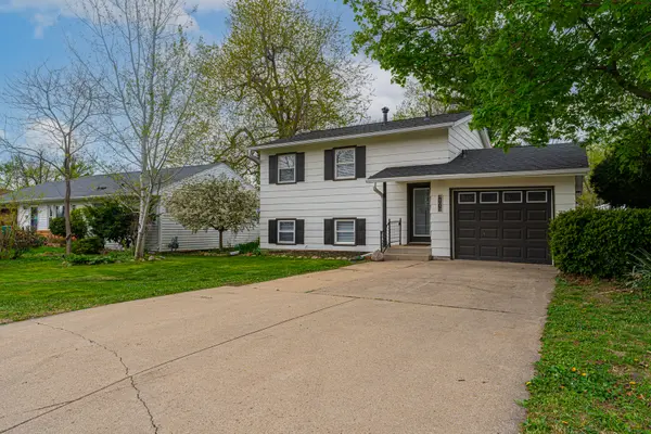 805 S Grove ST, Normal, IL 61761