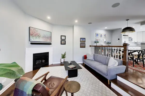 3331 N Racine AVE #D, Chicago, IL 60657