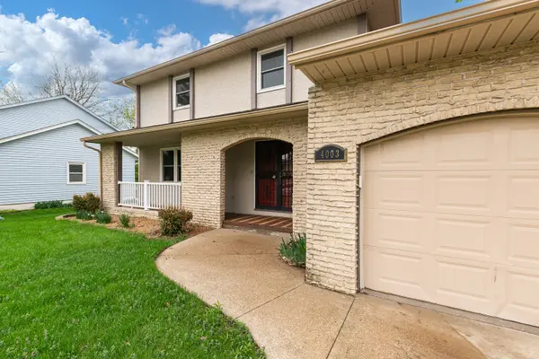 4003 Tanglefoot TER, Bettendorf, IA 52722