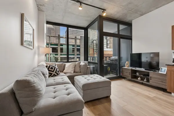 235 W Van Buren ST #1419, Chicago, IL 60607
