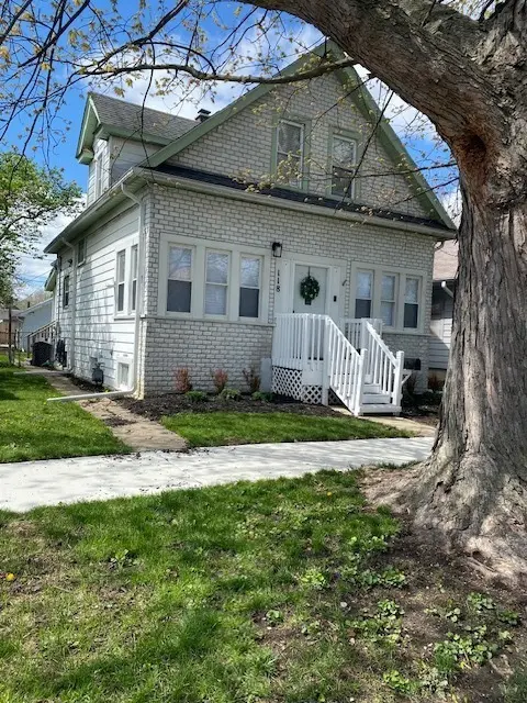 118 S FULTON AVE, Waukegan, IL 60085