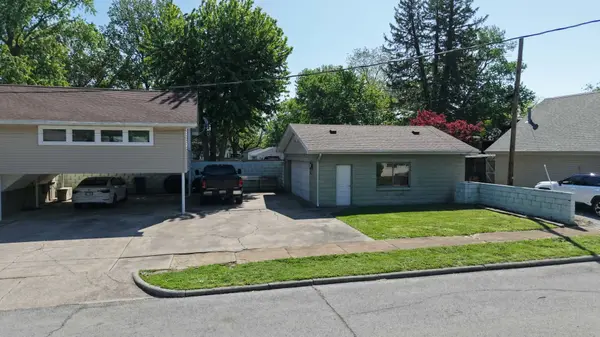 212 Mitchell ST, Benton, IL 62812