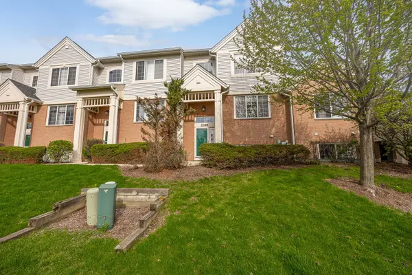 2169 W Concord LN, Addison, IL 60101