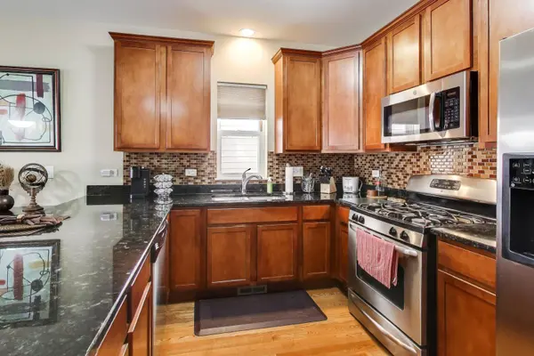 5355 W Galewood AVE #A, Chicago, IL 60639