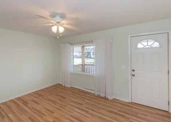 1124 Walnut ST, Buffalo, IA 52728