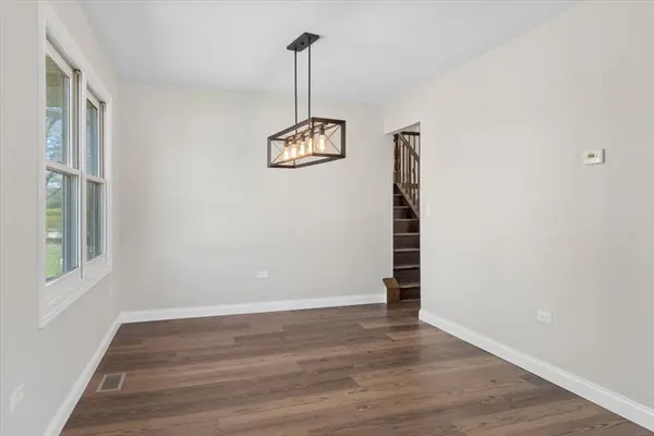 9 Red Bud CT, Bolingbrook, IL 60490
