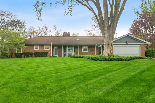 552 Cumnock RD, Inverness, IL 60067
