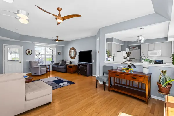 12668 Rock Island TRL, Huntley, IL 60142
