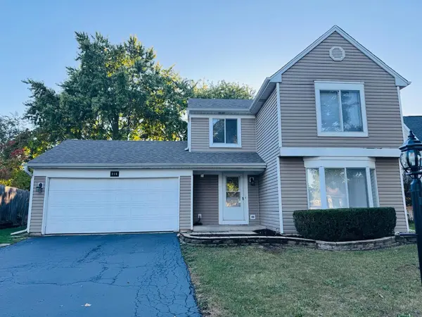 216 Iris DR,  Streamwood,  IL 60107