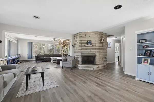 34465 S Davy LN, Custer Park, IL 60481