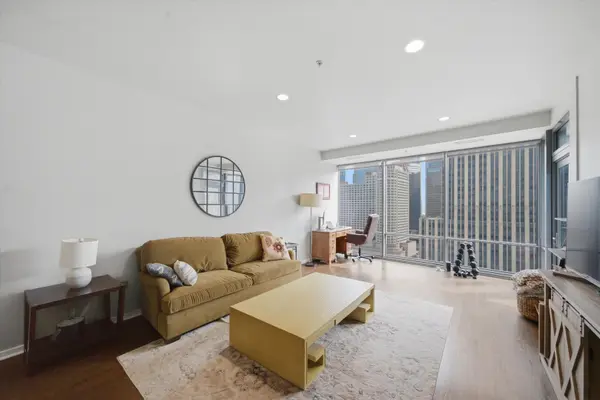 240 E Illinois ST #1503, Chicago, IL 60611