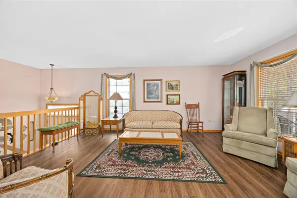 9756 Cambridge CIR, Mokena, IL 60448
