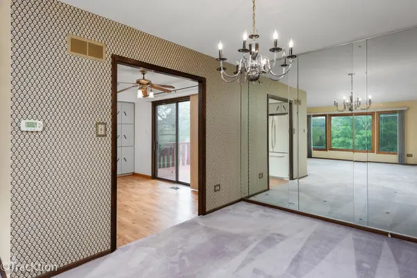 566 Cambridge WAY, Bolingbrook, IL 60440