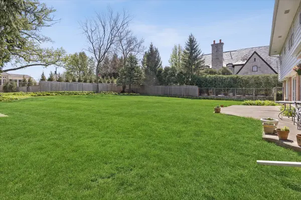 439 N Adams ST, Hinsdale, IL 60521