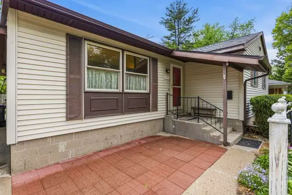 1907 Weaver ST, Urbana, IL 61802