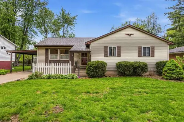 1907 Weaver ST, Urbana, IL 61802
