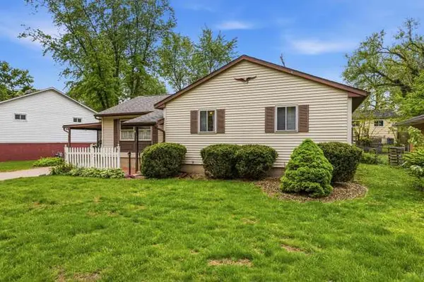 1907 Weaver ST, Urbana, IL 61802