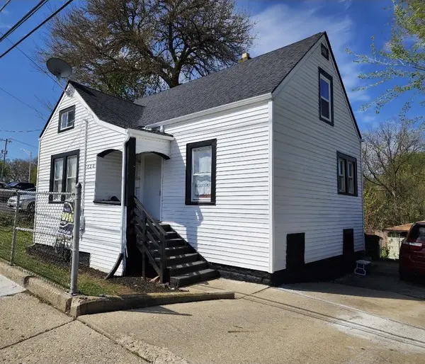 Address not disclosed, Aurora, IL 60505