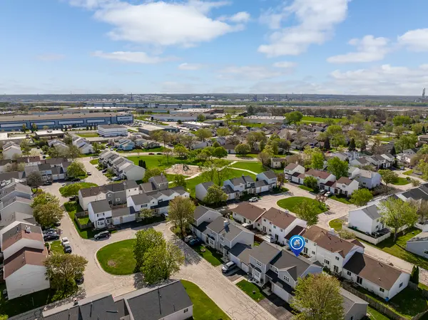 618 Glenhurst CT, Romeoville, IL 60446