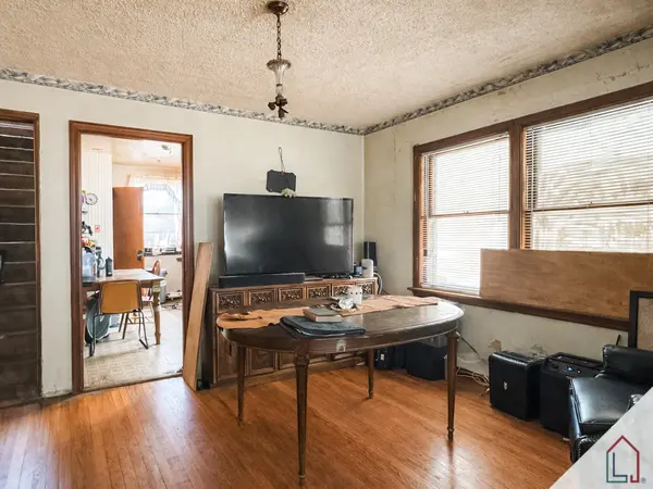11015 S Peoria ST, Chicago, IL 60643