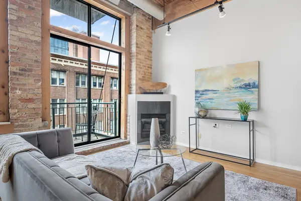 1801 S MICHIGAN AVE #402, Chicago, IL 60616