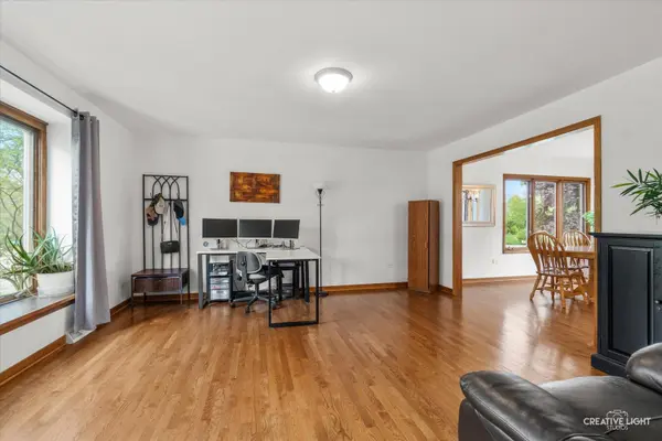 3104 Whispering Oaks LN, Woodridge, IL 60517