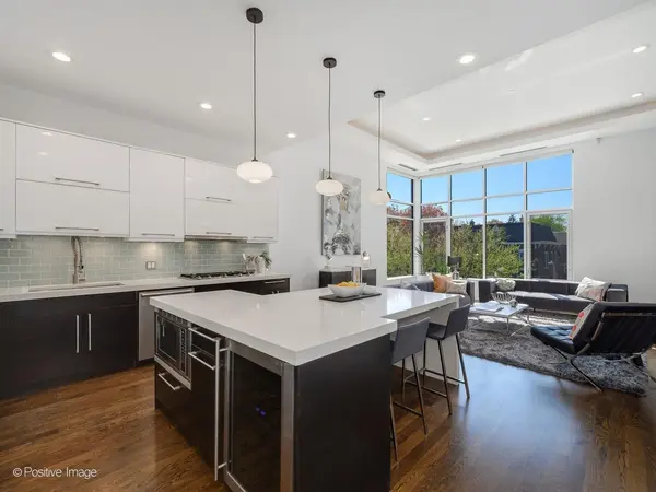 2109 N Campbell AVE #2S, Chicago, IL 60647