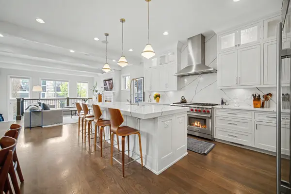 3456 N Oakley AVE, Chicago, IL 60618