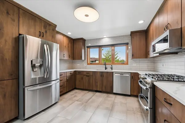 8536 Biltmore DR, Orland Park, IL 60462