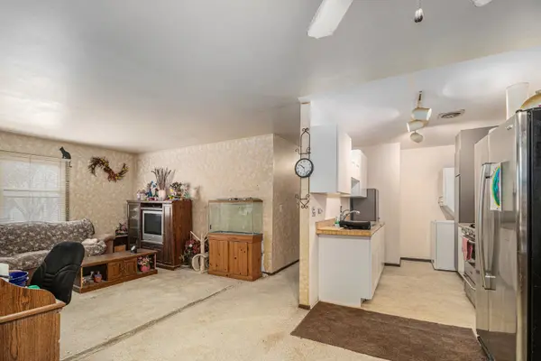 337 Mallard CT, Vernon Hills, IL 60061