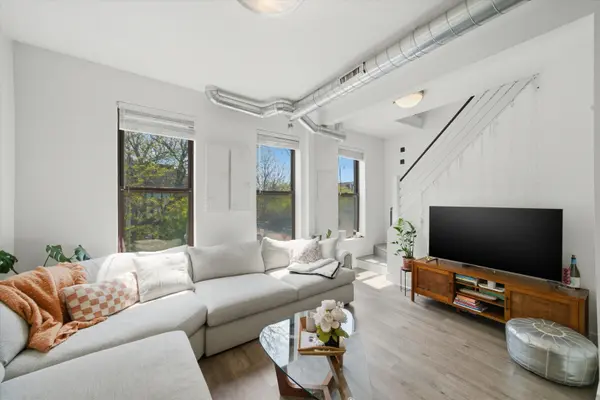1722 W Wabansia AVE, Chicago, IL 60622