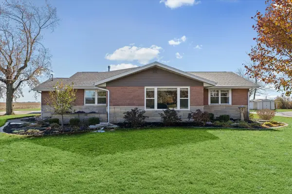 1271 E 500 North RD, Cissna Park, IL 60924
