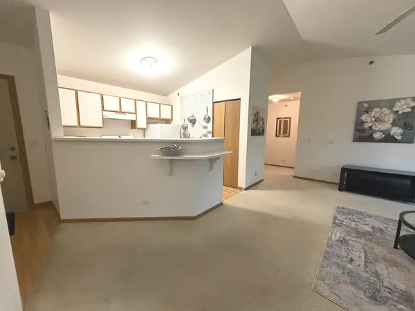 300 Cunat BLVD #3B, Richmond, IL 60071