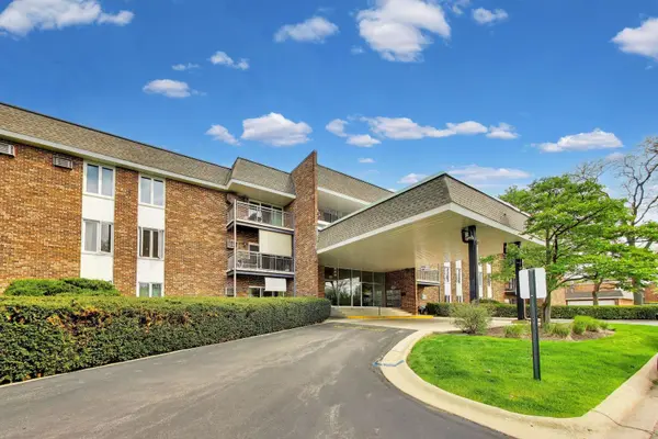 3913 Saratoga AVE #G301, Downers Grove, IL 60515