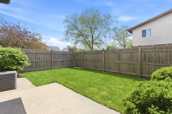 200 Fairview DR, Manhattan, IL 60442