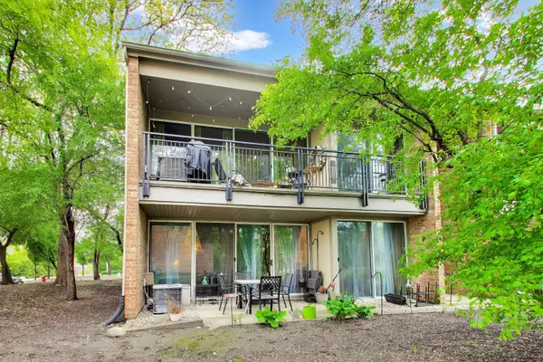 1501 Fairway DR #1F, Lisle, IL 60532