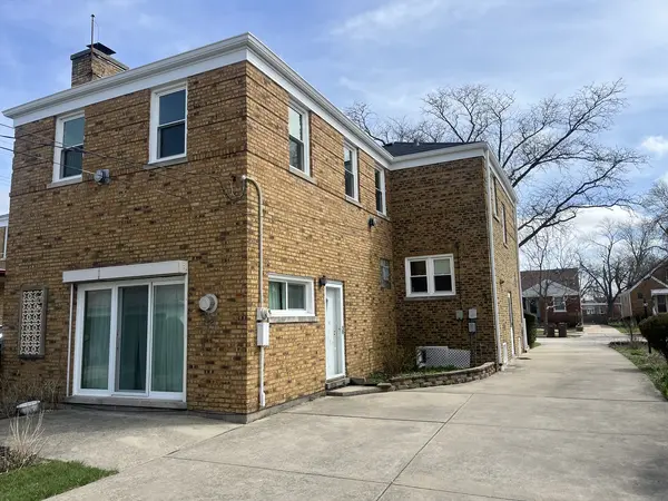 2222 S 15th AVE, North Riverside, IL 60546