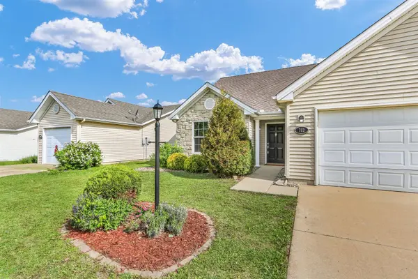 702 Newton DR, Champaign, IL 61822