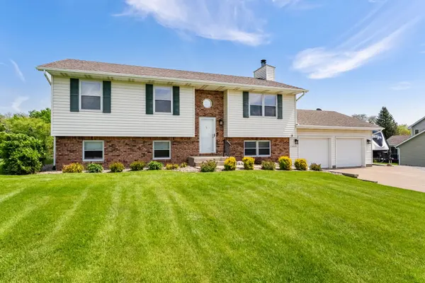 11435 95th AVE, Blue Grass, IA 52726