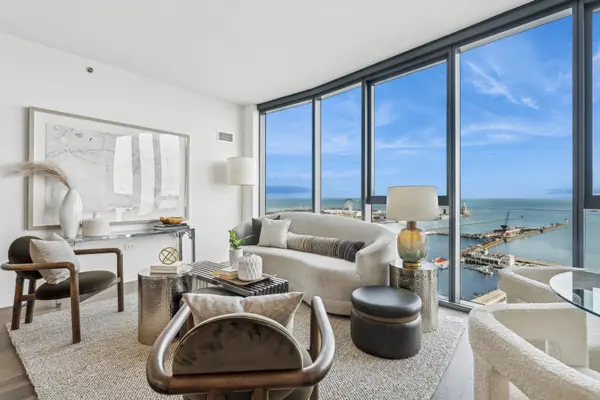 211 N Harbor DR #2706, Chicago, IL 60601