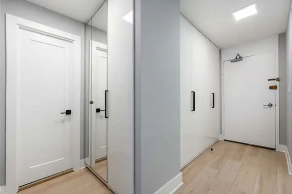 88 W Schiller ST #307L, Chicago, IL 60610