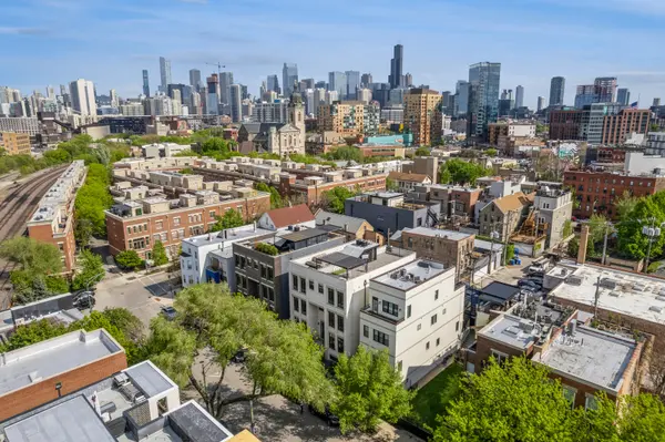 1113 W CHESTNUT ST #1E, Chicago, IL 60642