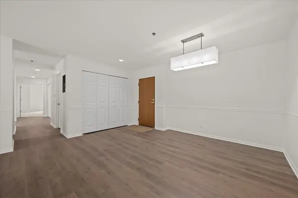 29 Hunt Club DR #29, St. Charles, IL 60174
