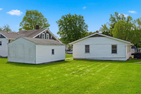 217 W Morgan ST, Dixon, IL 61021