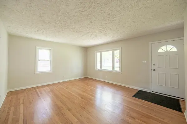 319 Spruce AVE, Bensenville, IL 60106