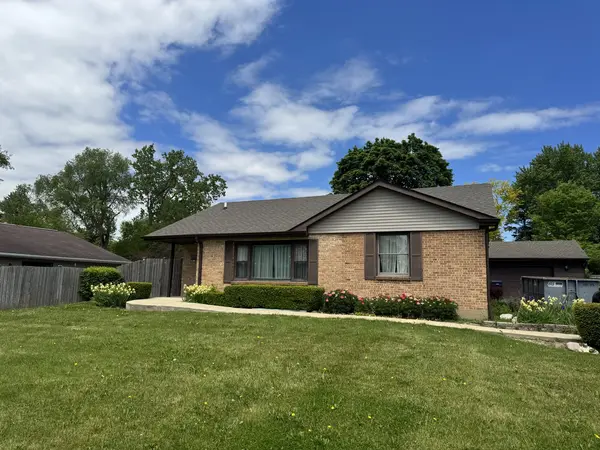 2130 Hawthorne LN, Waukegan, IL 60087