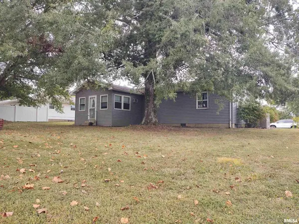 110 Stork ST, Anna, IL 62906