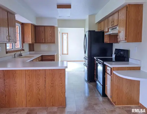 100 Duetel CT, Bellevue, IA 52031