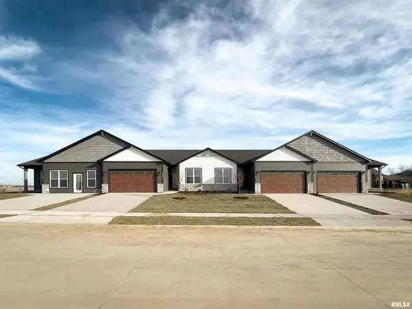 5919 BUTTERFIELD DR, Bettendorf, IA 52722